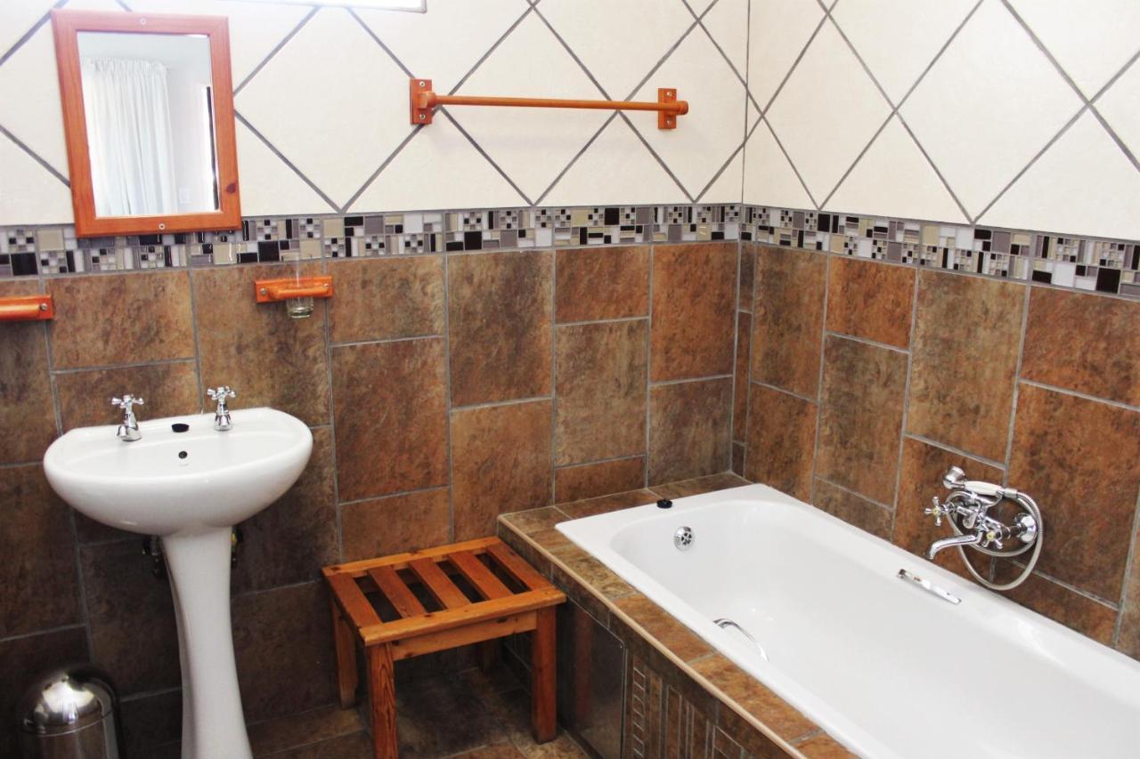 Ngwenya Boutique Hotel Lephalale Buitenkant foto