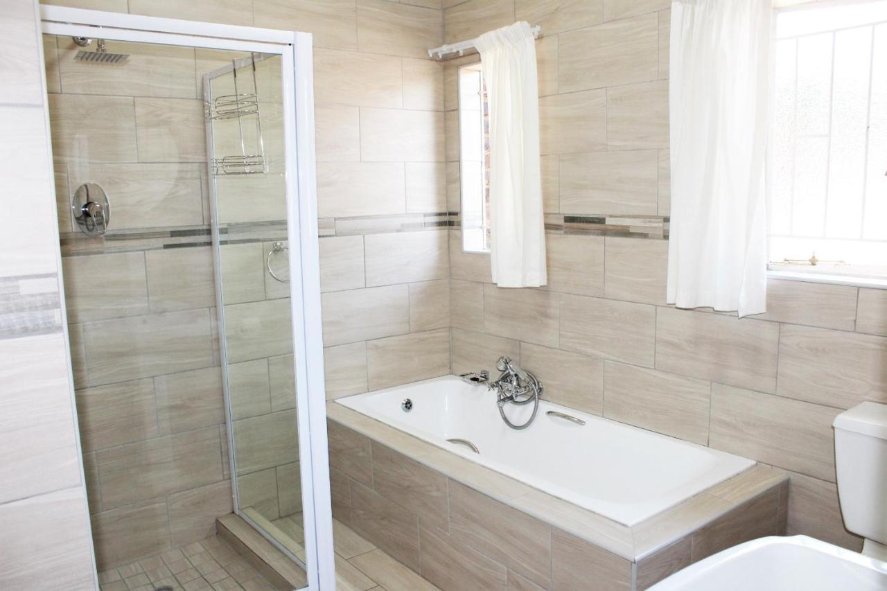 Ngwenya Boutique Hotel Lephalale Buitenkant foto